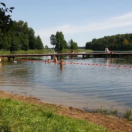 Nad Jeziorem בית נופש *