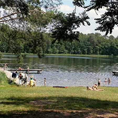 Nad Jeziorem בית נופש *