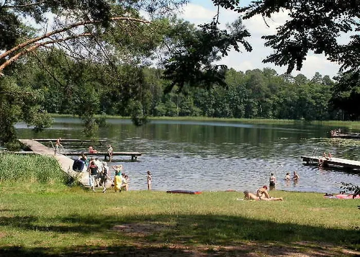 Nad Jeziorem Holiday home *